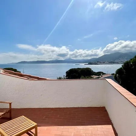 Exceptional View Of Cap De Creus * Llança